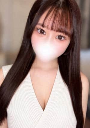 綿矢なこ