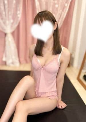 夏目りお(新人)
