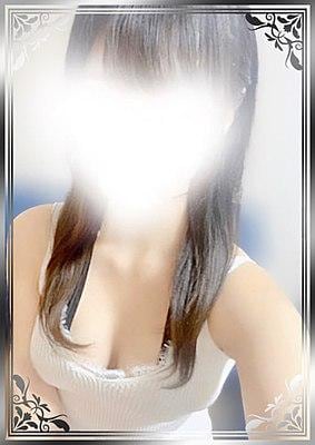 成宮さとみ