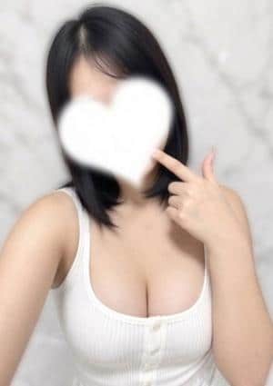 春乃ももか