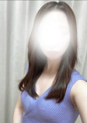 望月ひな