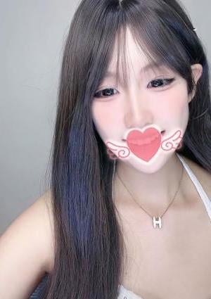 エミリ
