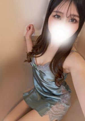 白川 えれな