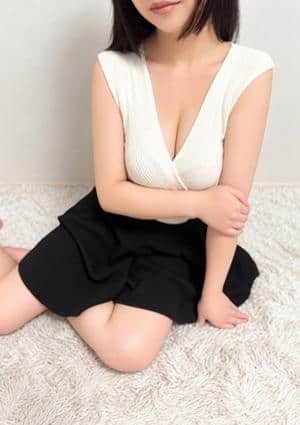 綾女べに