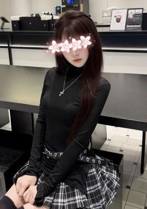 やや