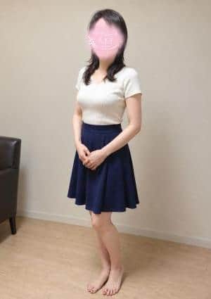 久世しおり