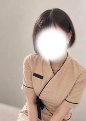 神崎 れいな