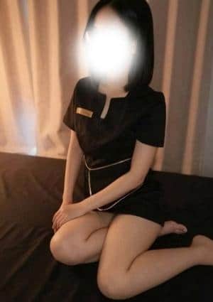 こまち Debut