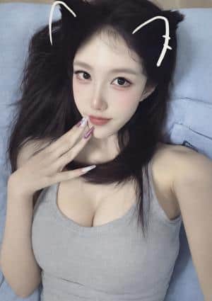 ニナ