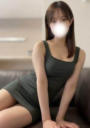 葉月もえ