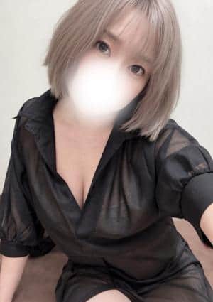 八木ひなた