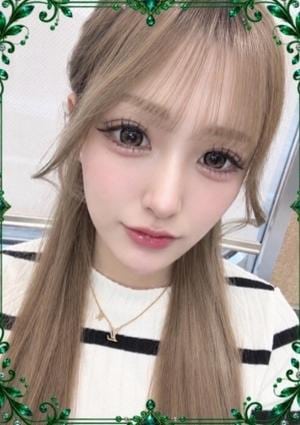 真白ももな