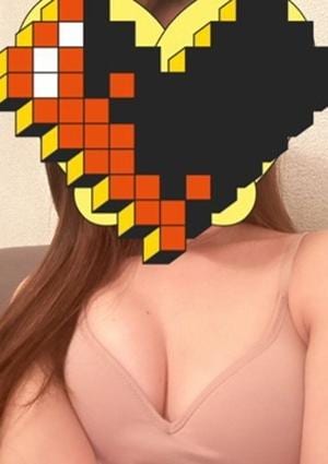 若月なな
