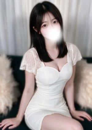 有栖 ゆりな