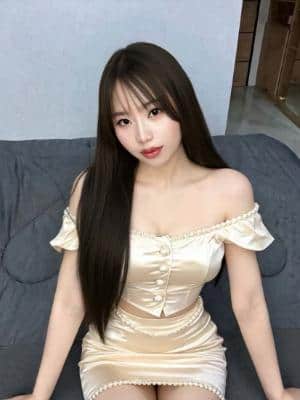 ユミ